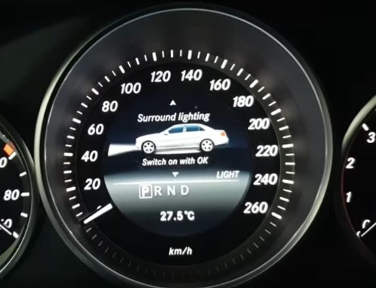Mercedes-Benz-Rearview-Mirror-Light-Coding-via-Xentry-and-Vediamo-1