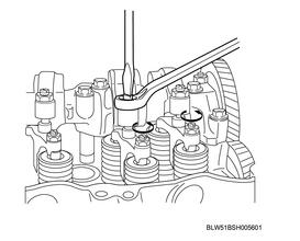 How-to-Remove-Cylinder-Head-Assembly-For-Hitachi-ISUZU-30